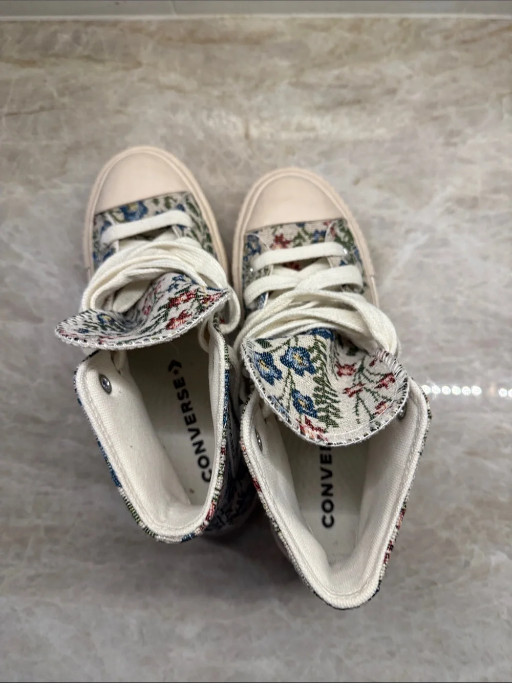 Converse Womens Sneakers Chuck Taylor Lift Platform Floral Tapestry  Sz6.5